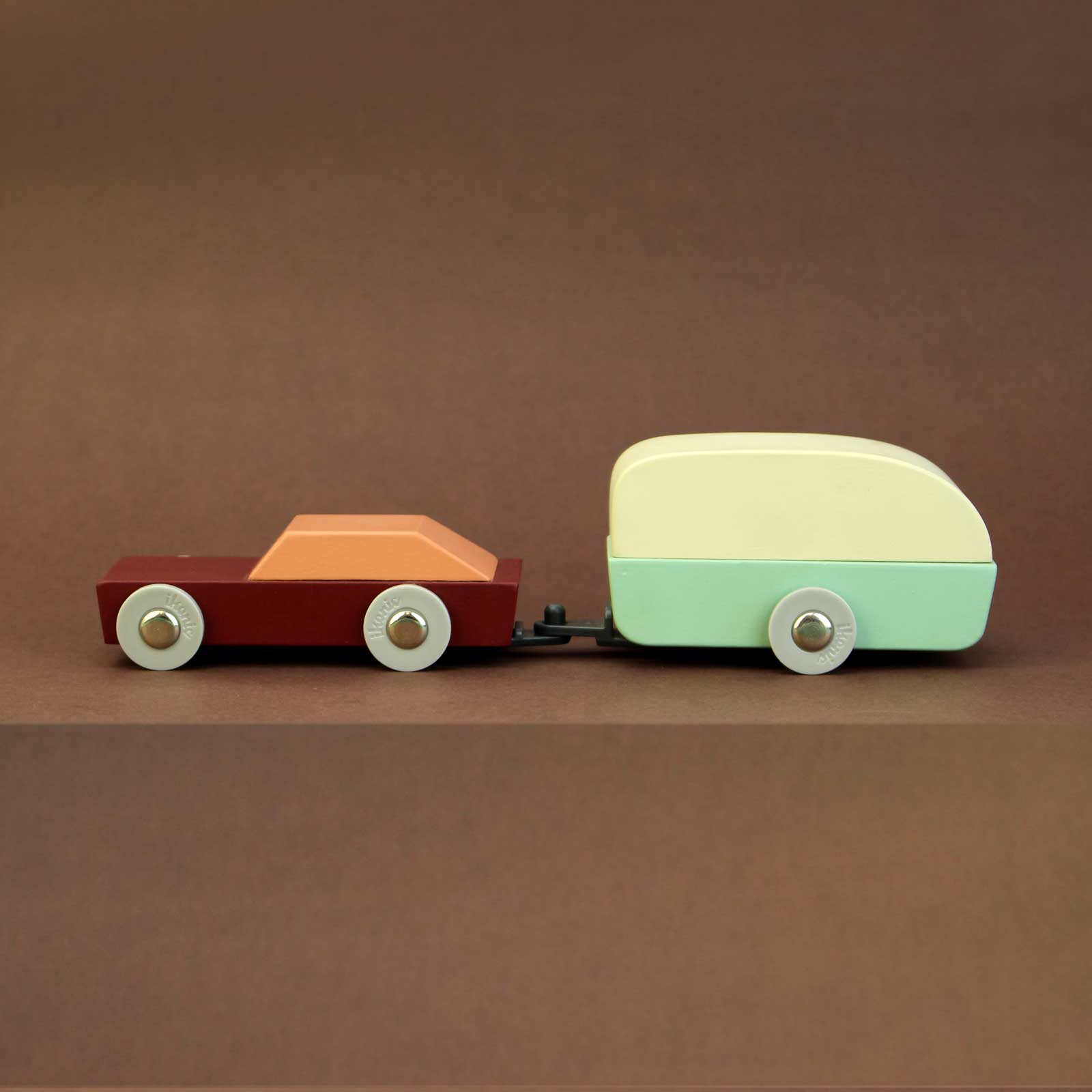 Floris Hovers Duotone Car 8 - IKONIC
