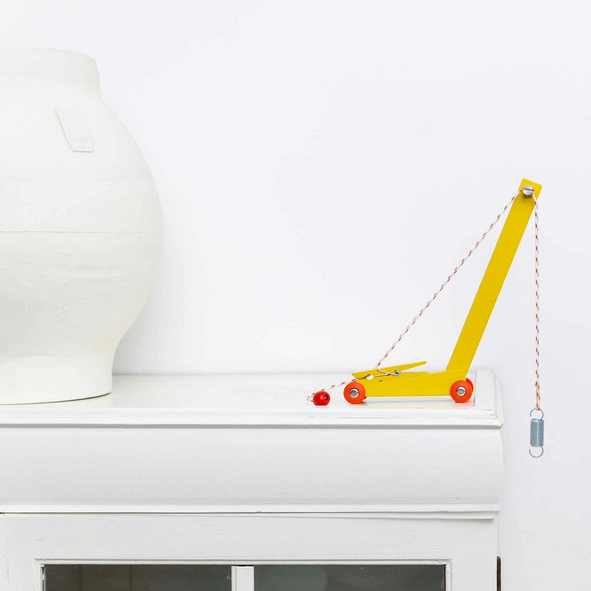 Floris Hovers Yellow Crane - limited edition - IKONIC