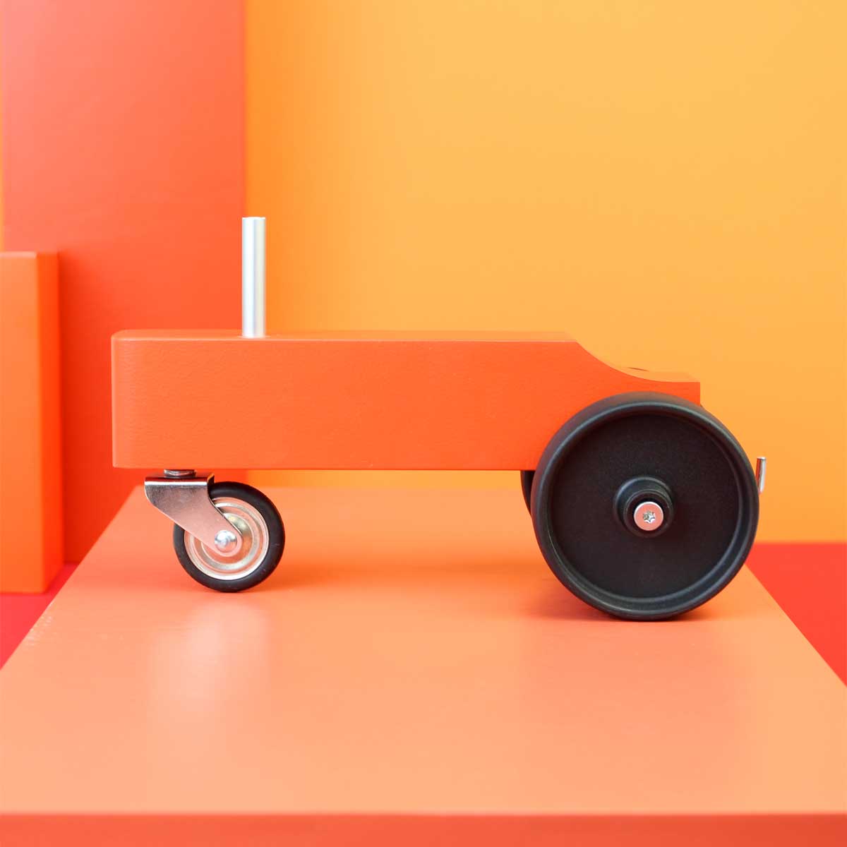 Floris Hovers Tractor - Orange