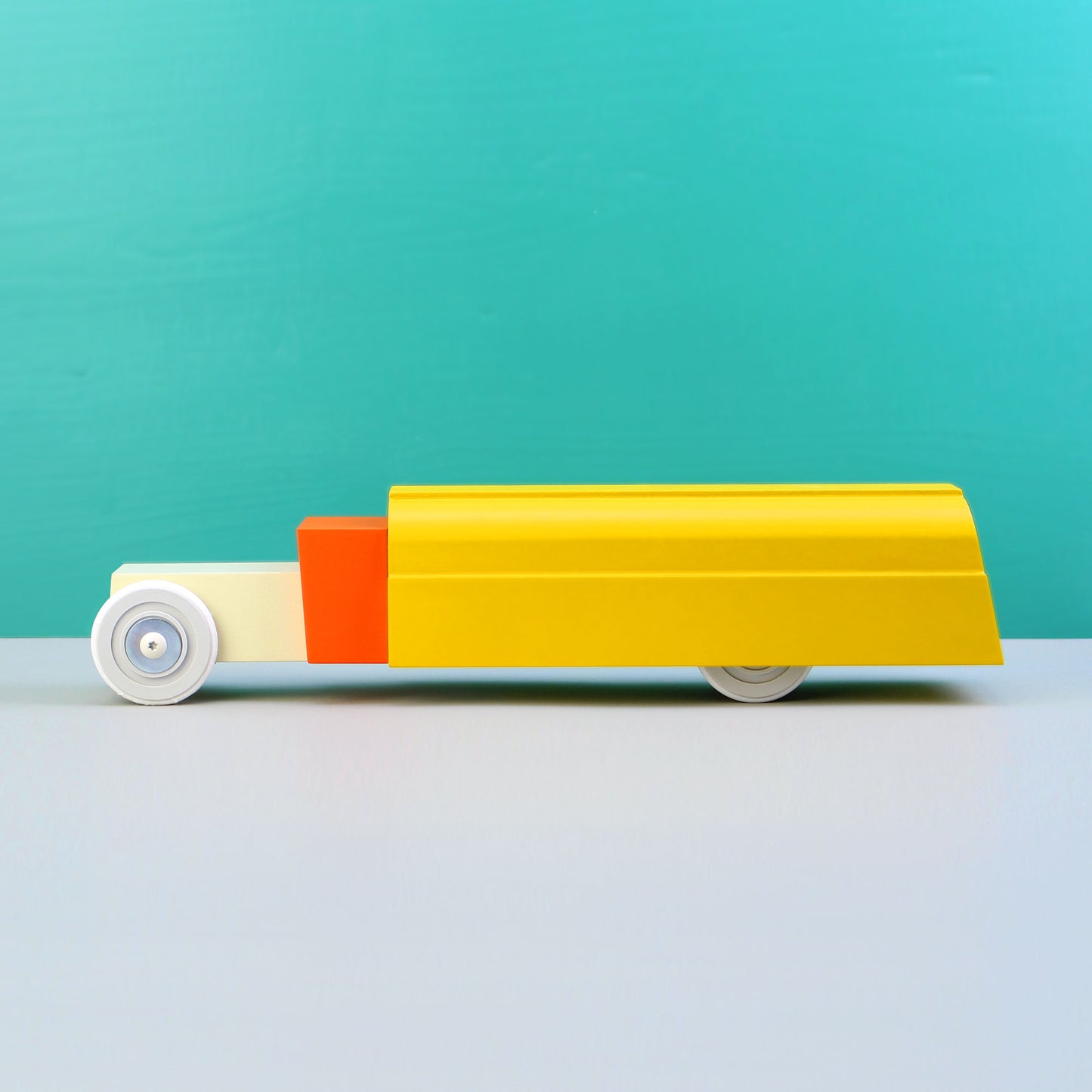 Floris Hovers Tanker Truck