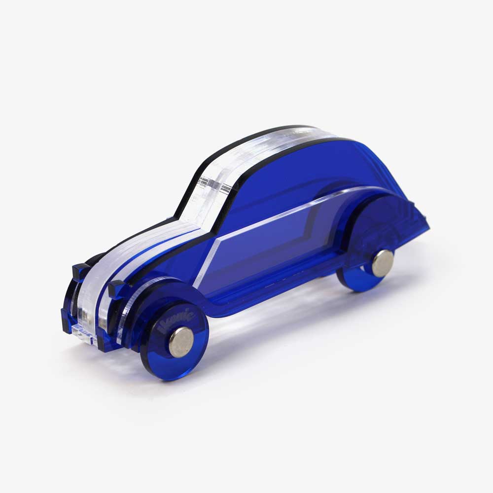 Transparante Auto - Lucite Car Small No8 - IKONIC