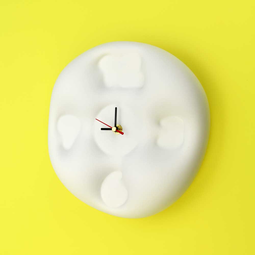 Teun Zwets - Bubble Clock Wit - IKONIC