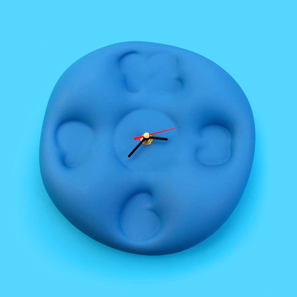 Teun Zwets - Bubble Clock Blauw - IKONIC